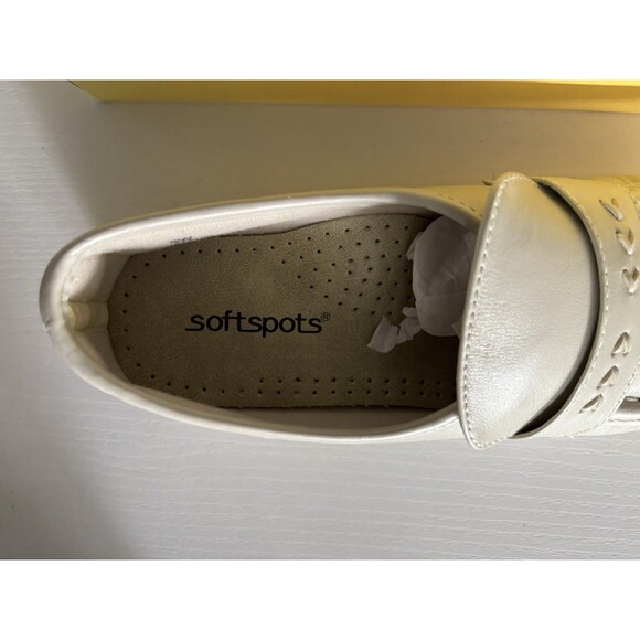 Soft Spots Venus Lite Womens Size 8 Wide Bone Loafer Shoe Oxford Casual Work - Picture 2 of 10